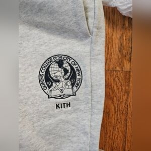 Kith & Ruseell Athletic For CUNY Queens College Sweats Sz XL NWOT Heather Grey
